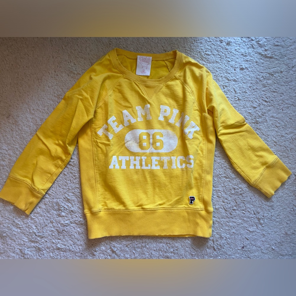 Y2K Victoria’s Secret PINK crewneck
